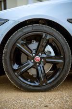 Jaguar XF 2.0d AWD R-Sport Sportbrake 2017 года (UK)